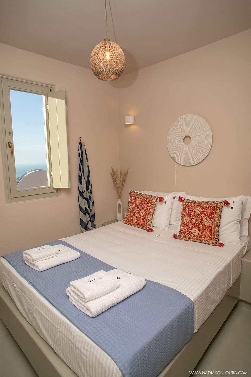 Pink Freud Villas Santorini Oia  Exterior foto