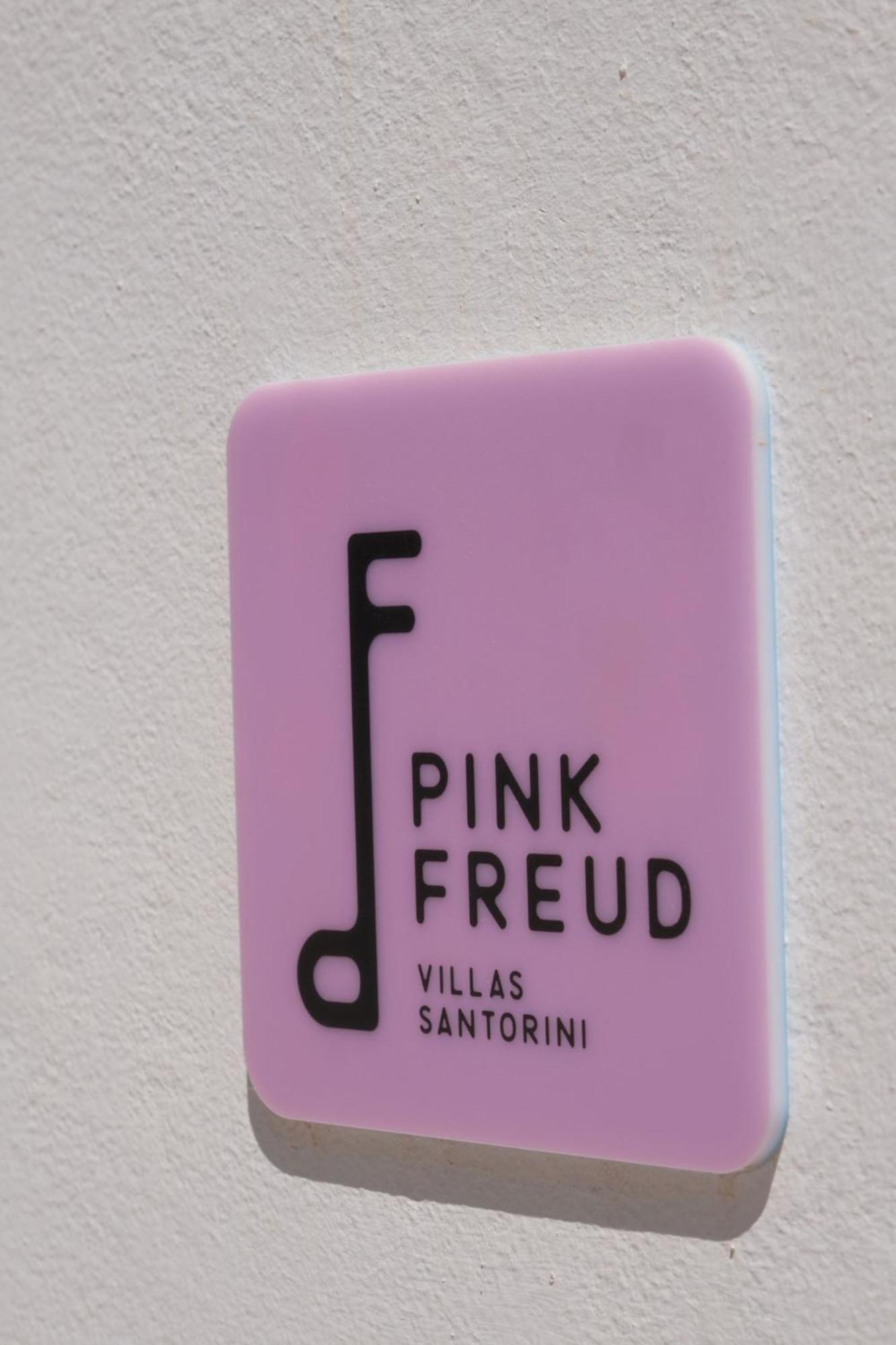 Pink Freud Villas Santorini Oia  Exterior foto